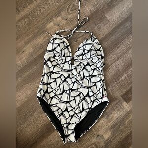 Robert Graham Break the Ice One Piece Swimsuit- Size 16